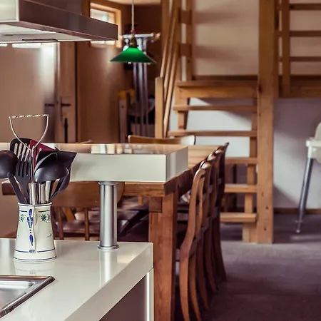 아파트 Ausfinn-apartments Alpine Guest Bönigen
